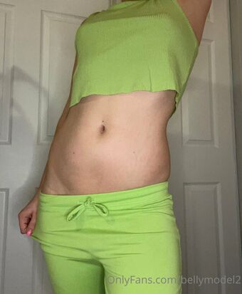 bellymodel2 Голе фотографије OnlyFans 25