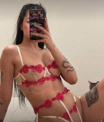 Belula Голе фотографије OnlyFans 110