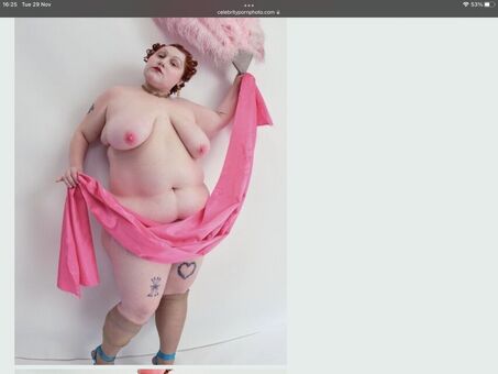 Beth Ditto Голе фотографије OnlyFans 18