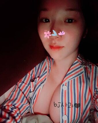 BJ Apple 사과 Голе фотографије OnlyFans 12