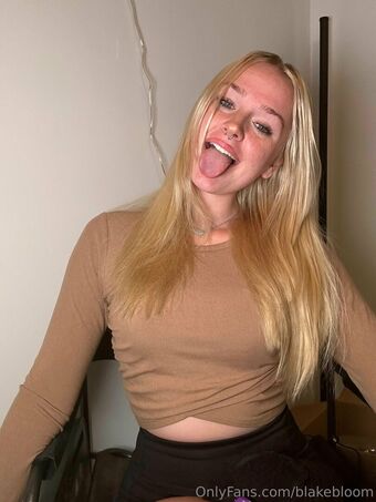 blakebloom Голе фотографије OnlyFans 36