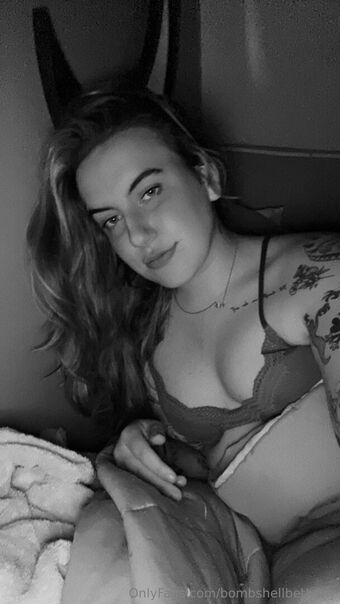 bombshellbethany Голе фотографије OnlyFans 18