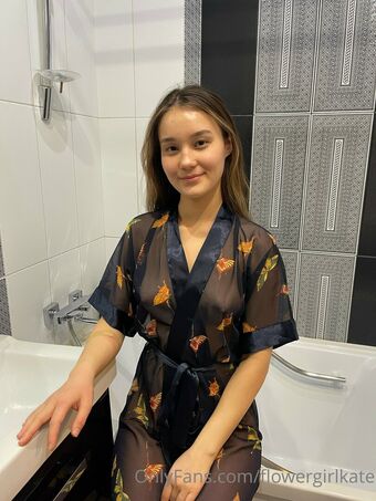Boosty Голе фотографије OnlyFans 24