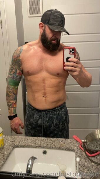 bostonbeard Голе фотографије OnlyFans 4