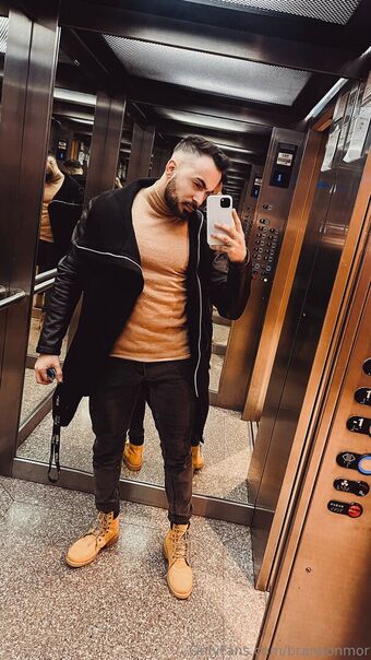 brandonmor Голе фотографије OnlyFans 9