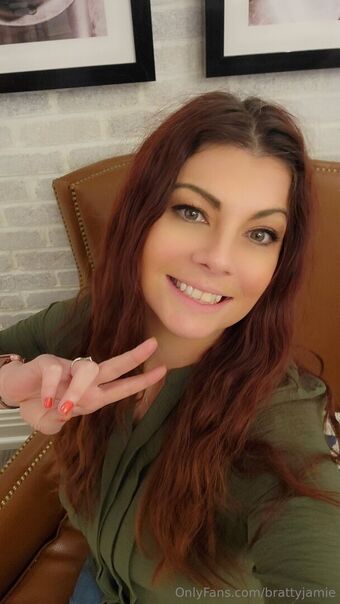 brattyjamie Голе фотографије OnlyFans 14