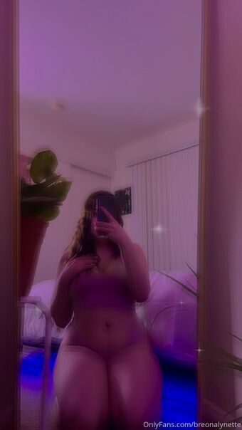 Brelynn Голе фотографије OnlyFans 9