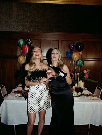 Brie Larson Голе фотографије OnlyFans 756