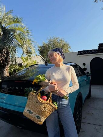 Brie Larson Голе фотографије OnlyFans 764