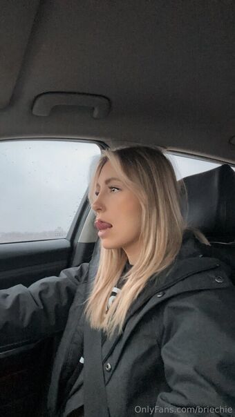 briechie Голе фотографије OnlyFans 2