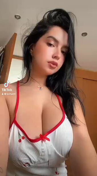 Brihattt Голе фотографије OnlyFans 1