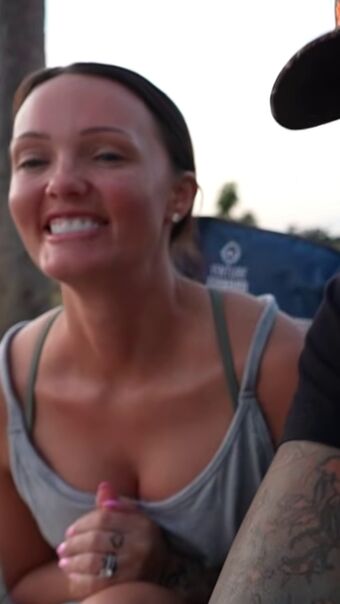 Brittney Atwood | Brittney Smith Голе фотографије OnlyFans 39