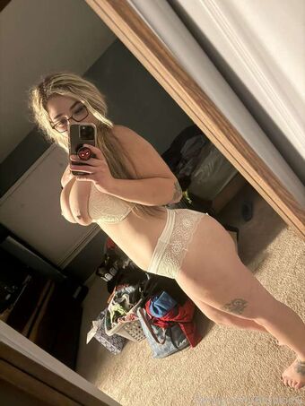 BrookieG Голе фотографије OnlyFans 68