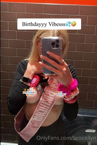 Brookllyn Голе фотографије OnlyFans 21