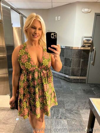 Brooklyn Голе фотографије OnlyFans 46