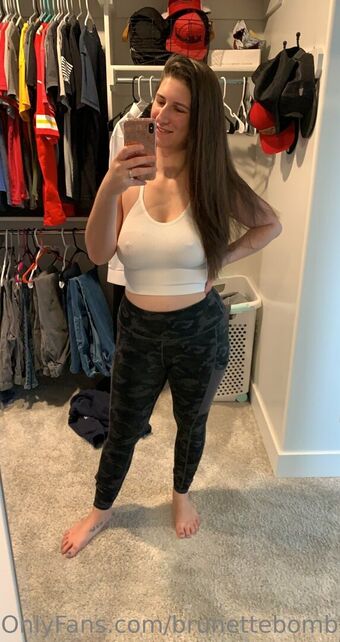 brunettebombshell13 Голе фотографије OnlyFans 34