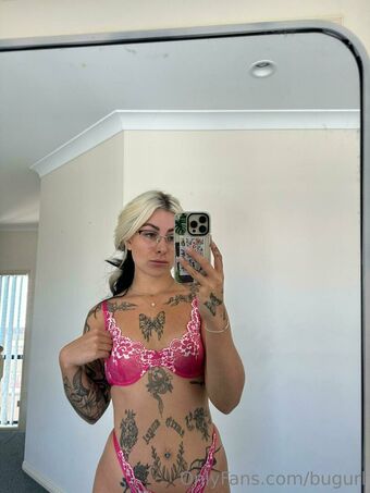 bugurl Голе фотографије OnlyFans 20