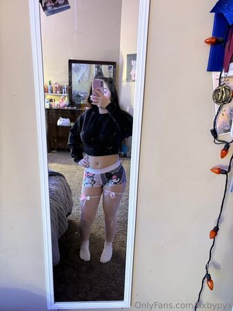 bxbypyx Голе фотографије OnlyFans 14