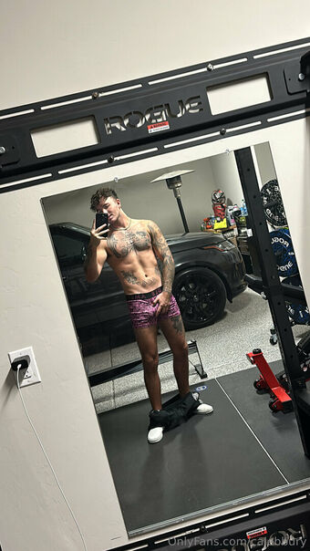 calebbury Голе фотографије OnlyFans 2