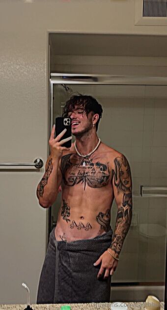 calebbury Голе фотографије OnlyFans 5
