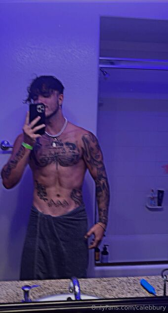 calebbury Голе фотографије OnlyFans 6