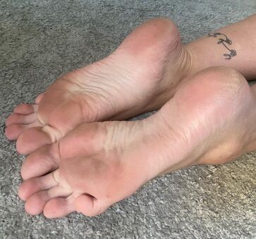 callyfeet33