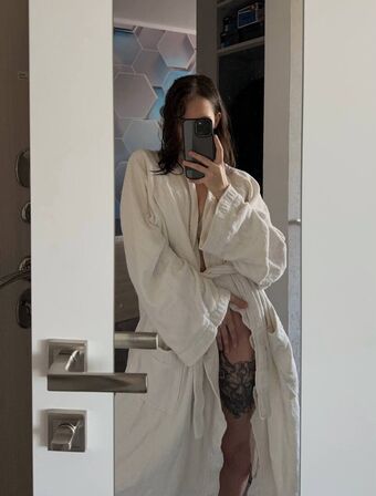 Camilla Голе фотографије OnlyFans 123