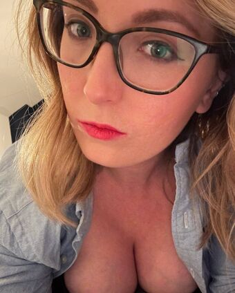 Catmompop Голе фотографије OnlyFans 37
