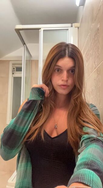 CCashley Голе фотографије OnlyFans 5