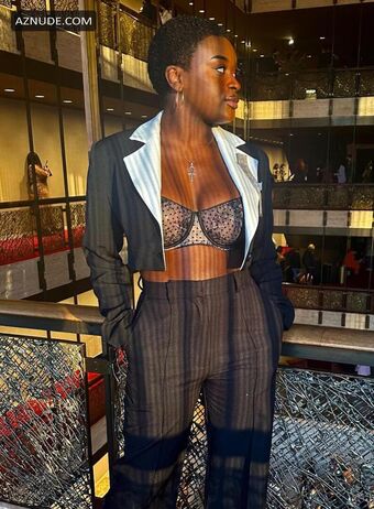 Celia Rose Gooding Голе фотографије OnlyFans 6