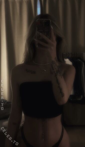celiinxsaa Голе фотографије OnlyFans 3
