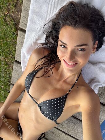 Celine Bethmann Голе фотографије OnlyFans 112