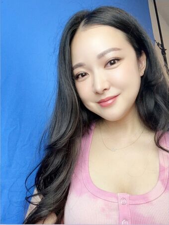 Charlet Chung
