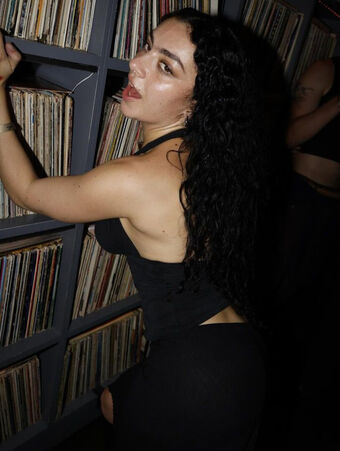 Charli-xcx