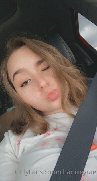 charliiieyrae