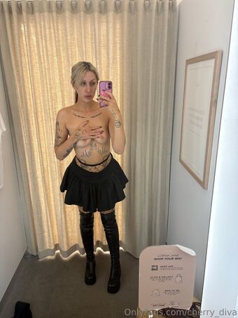 cherry_diva Голе фотографије OnlyFans 19