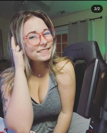 Cherrycgames Голе фотографије OnlyFans 15