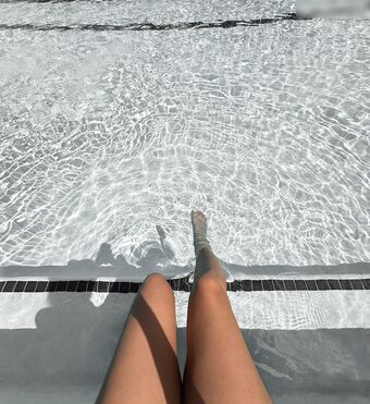 chloaust Голе фотографије OnlyFans 2