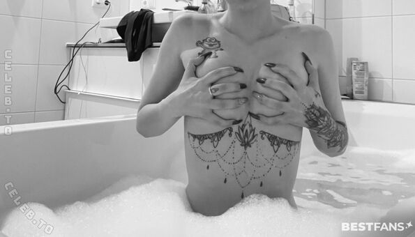 Chvnv Голе фотографије OnlyFans 40