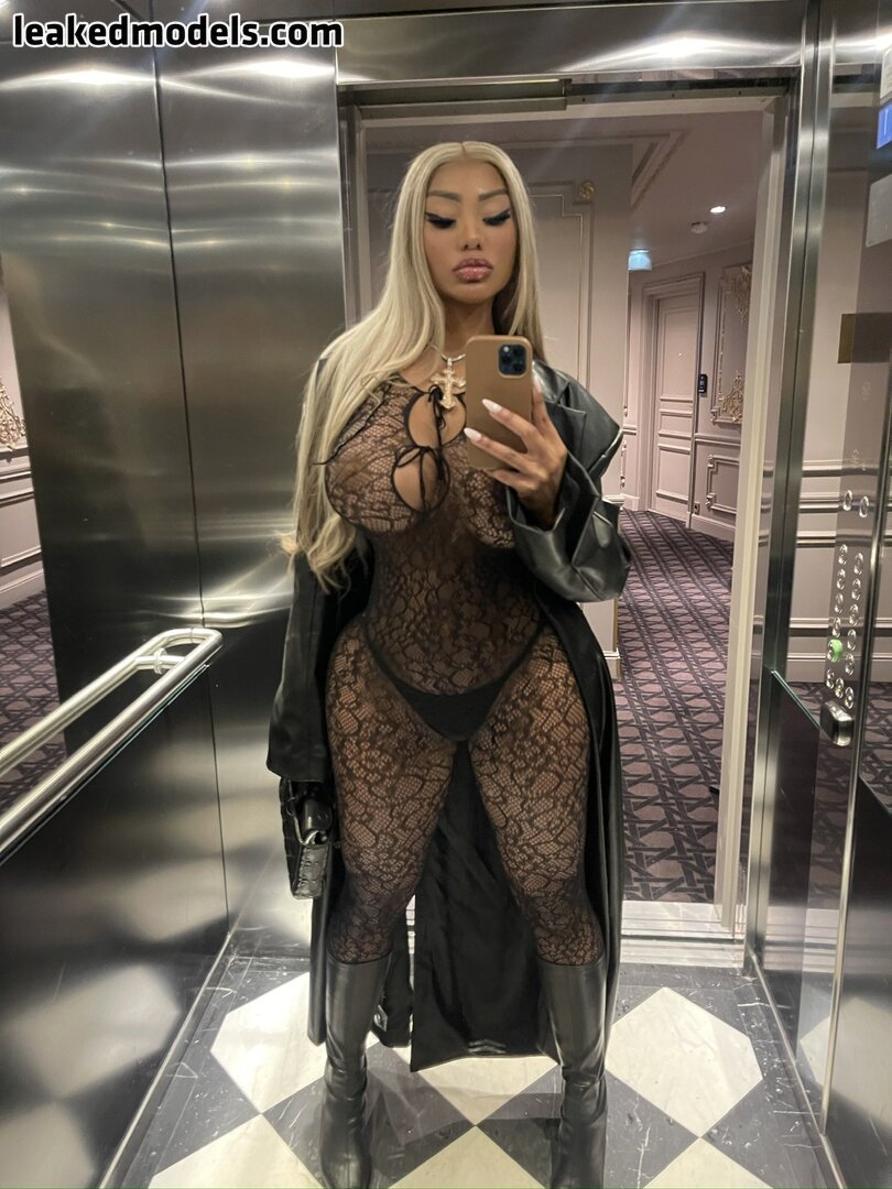 Clermont Twins  Theclermonttwins  clermonttwins Голе фотографије OnlyFans  22 - Leaked Models