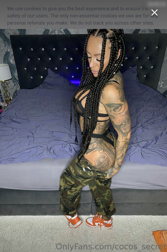 Coco Aliyah Голе фотографије OnlyFans 7