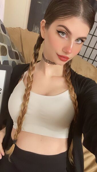 Conmiele Голе фотографије OnlyFans 1