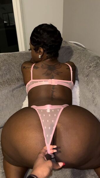 cupcake Голе фотографије OnlyFans 1