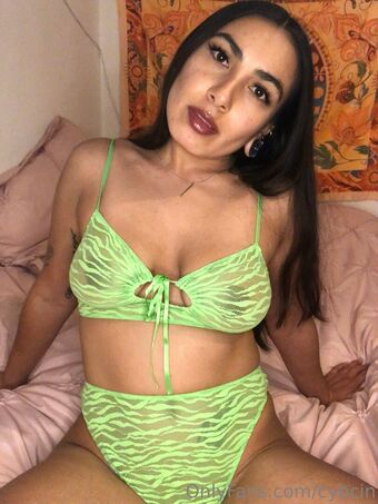 cybcin Голе фотографије OnlyFans 37