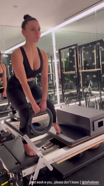 Dafne Keen Голе фотографије OnlyFans 316