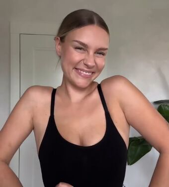 Dagi Bee