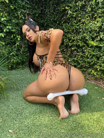 Daisy Marie