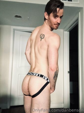 danbenson Голе фотографије OnlyFans 48