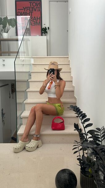 Daniela Melchior Голе фотографије OnlyFans 383