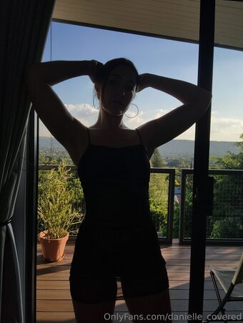 danielle_covered Голе фотографије OnlyFans 9